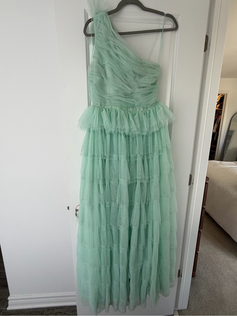 One-Shoulder Mint Green sau lee Tulle Gown